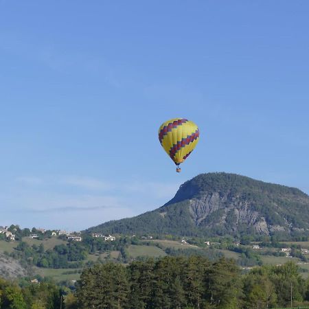 Chambre Independante Deux Personnes Au Bord De La Blanche Selonnet Bagian luar foto